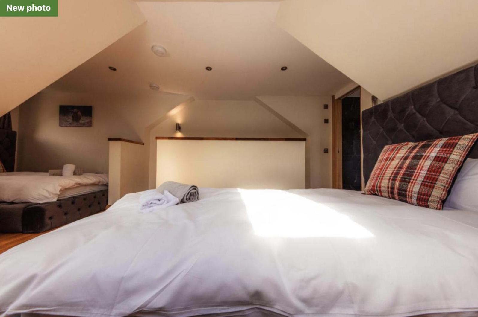 Luxury Cottage With Stunning Views Near Fairy Pools - School House 3 Carbost  Luaran gambar